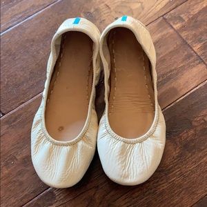 Tan Tieks